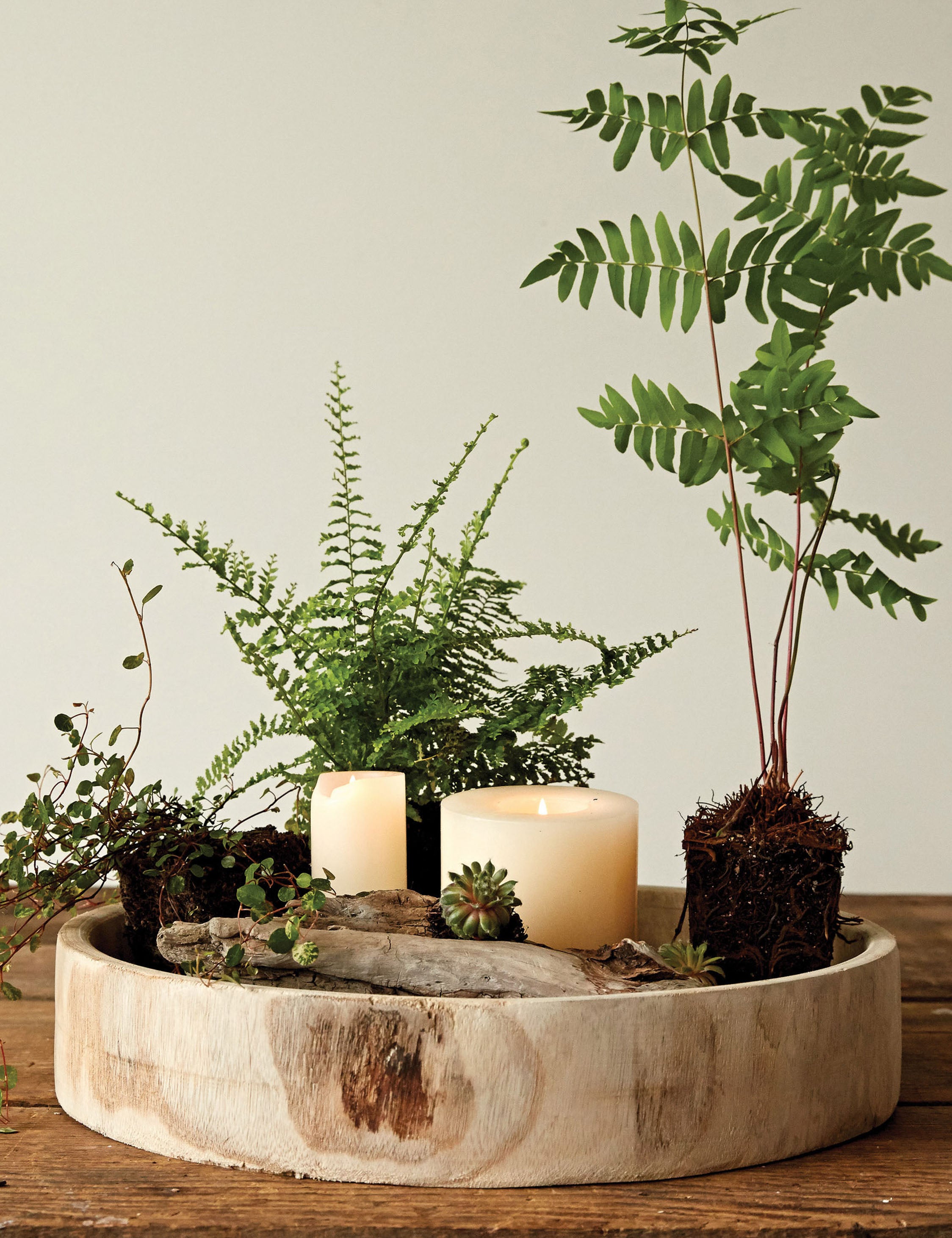 Sculptural decorative objects for everyday spaces