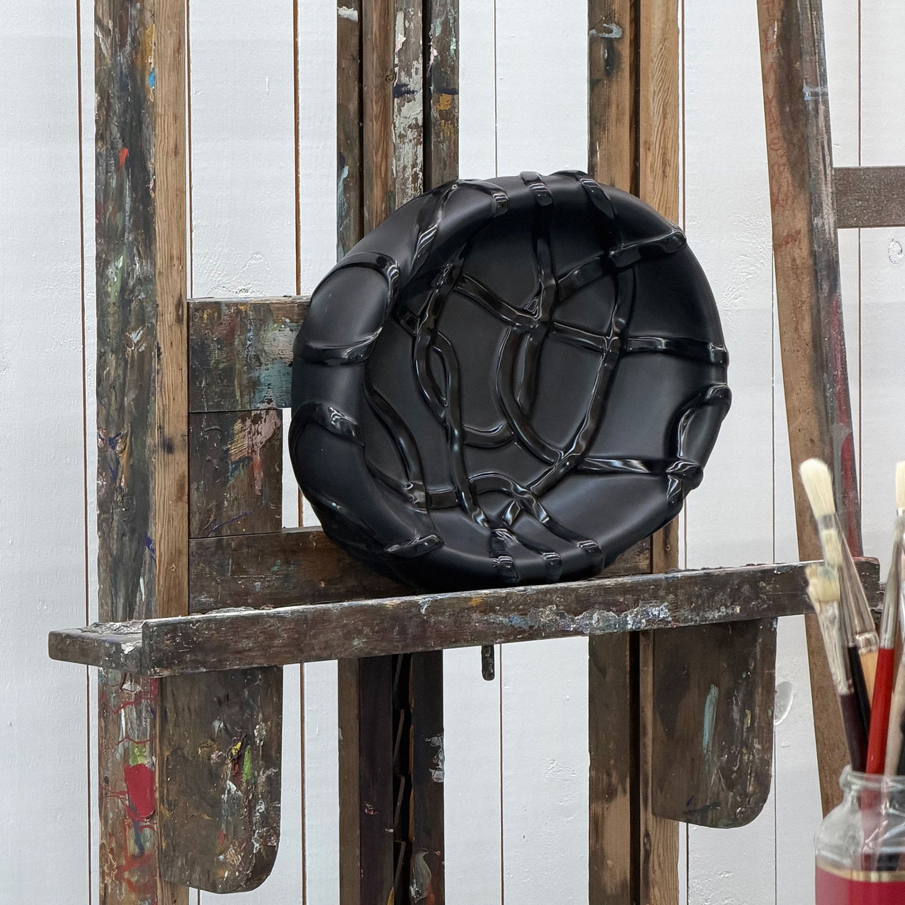 Gloss Black Serving Platter - Gloss Sculpted Surface